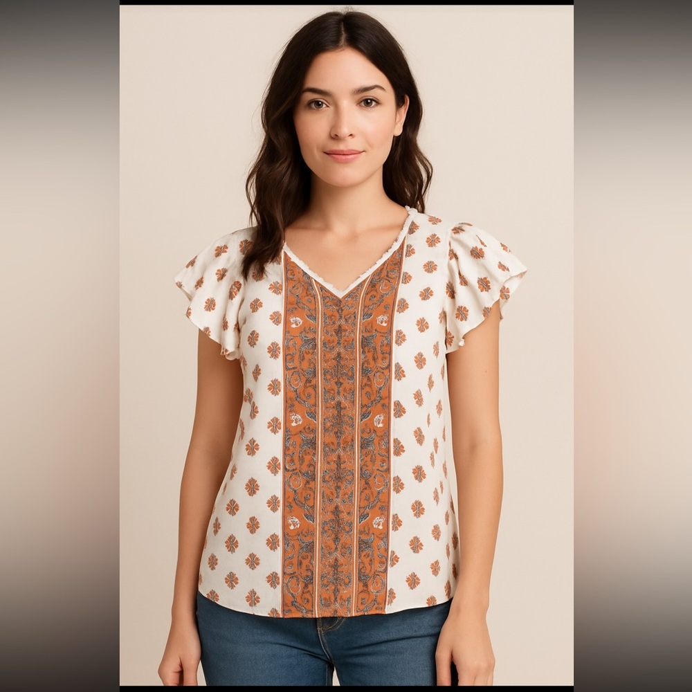 Cream and White Ruffled Graphic Blouse